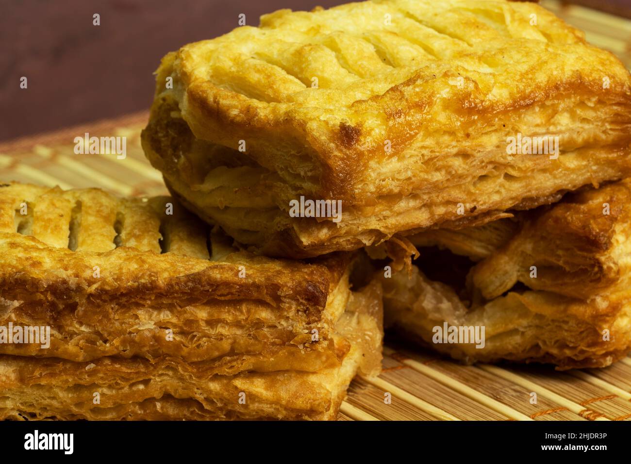 Deliziosi rapper di mele appena sfornati. Foto Stock