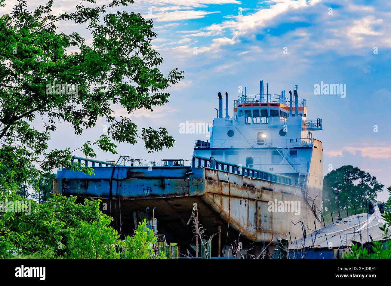 Una nave offshore di approvvigionamento è costruita a Master Boat Builders, 2 maggio 2014, a Bayou la Batre, Alabama. Master Boat Builders è stato istituito nel 1979. Foto Stock