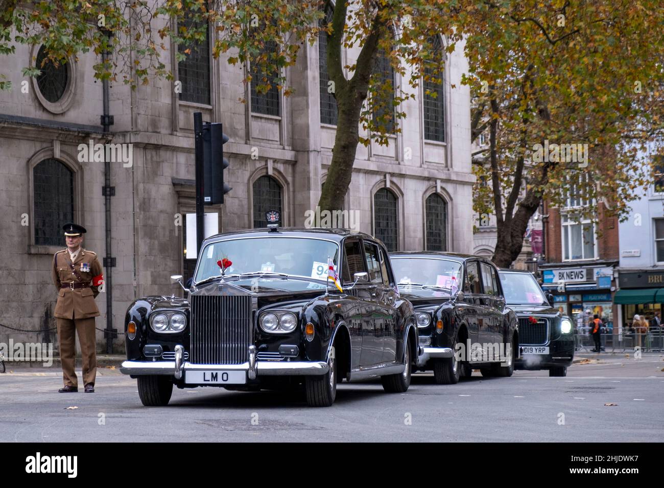 Rolls Royce limousine automobili al Lord Mayor's Show 2021, City of London, Londra, Regno Unito Foto Stock