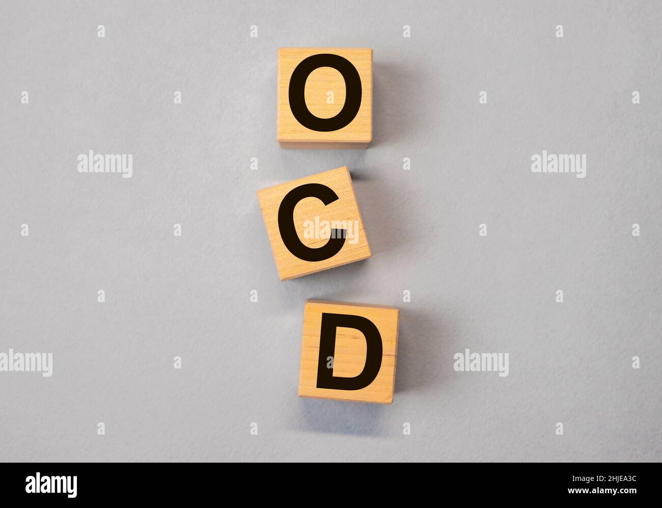 Abbreviazione OCD, disturbo mentale. Concetto psicologico. Malattia ossessiva compulsiva. Foto Stock