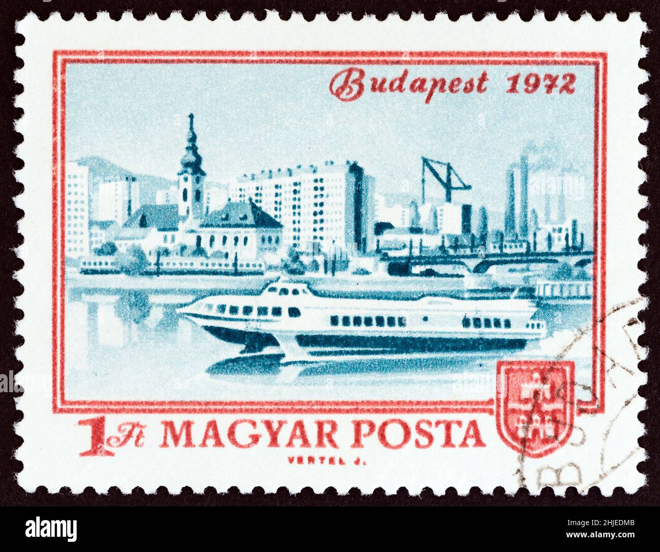 UNGHERIA - CIRCA 1972: Un francobollo stampato in Ungheria mostra il fiume aliscafo e vista di Budapest, circa 1972. Foto Stock