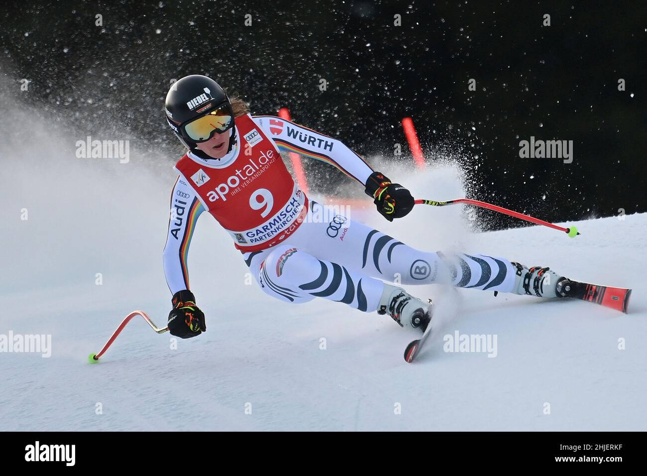 Garmisch Partenkirchen, Germania. 29th Jan 2022. Kira WEIDLE (GER), azione, sci alpino, gara Kandahar 2022, discesa femminile, Ladies' Downhill on January 29th, 2022 in Garmisch Partenkirchen Credit: dpa/Alamy Live News Foto Stock