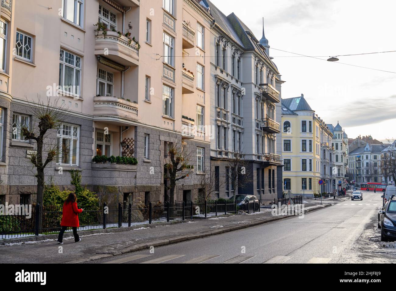 Edifici residenziali a Frogner, estremità ovest di Oslo. Costruito tra la fine del 1800s e l'inizio del 1900s in stile continentale, spesso chiamato architettura Berliner. Foto Stock