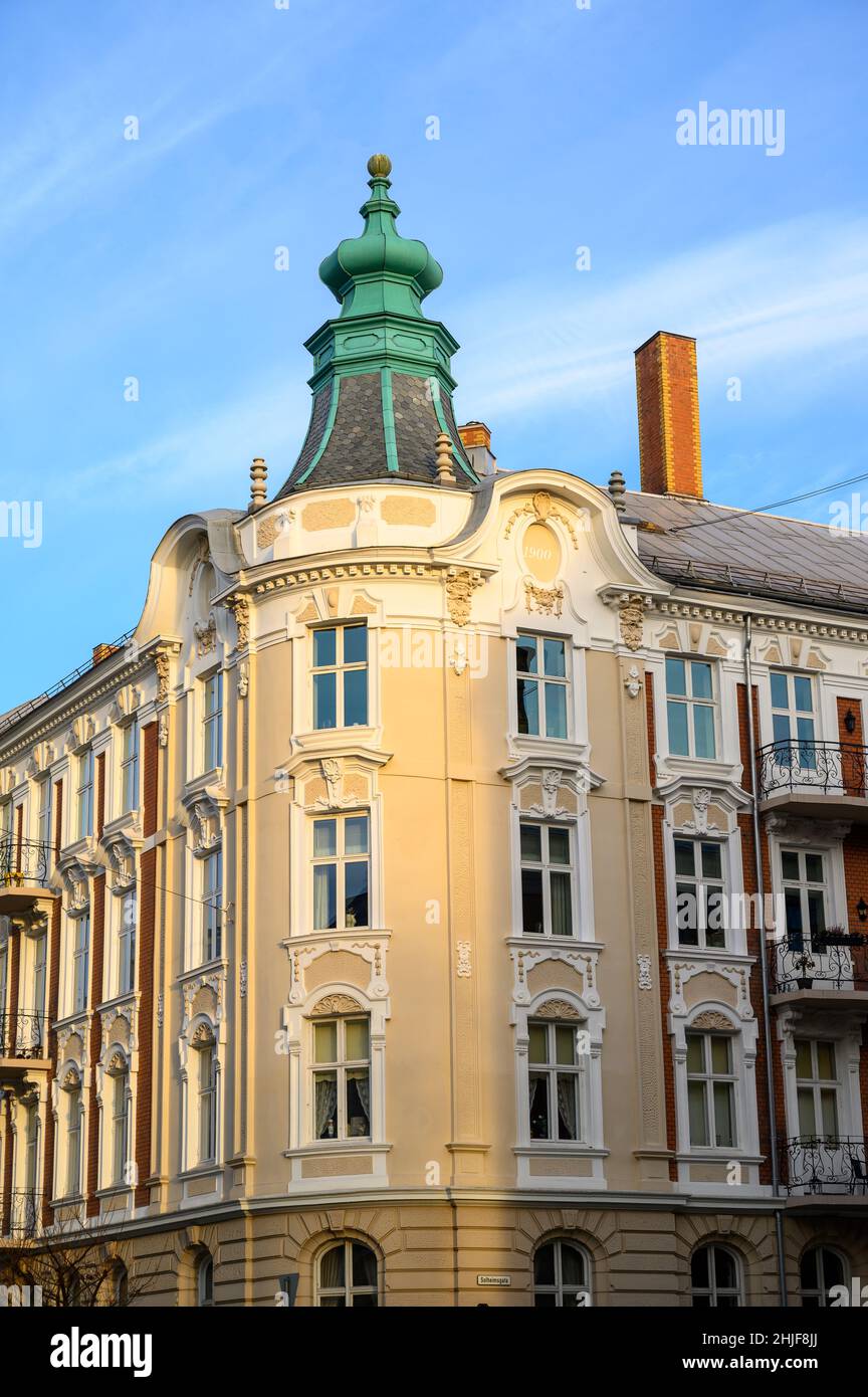 Edifici residenziali a Frogner, estremità ovest di Oslo. Costruito tra la fine del 1800s e l'inizio del 1900s in stile continentale, spesso chiamato architettura Berliner. Foto Stock