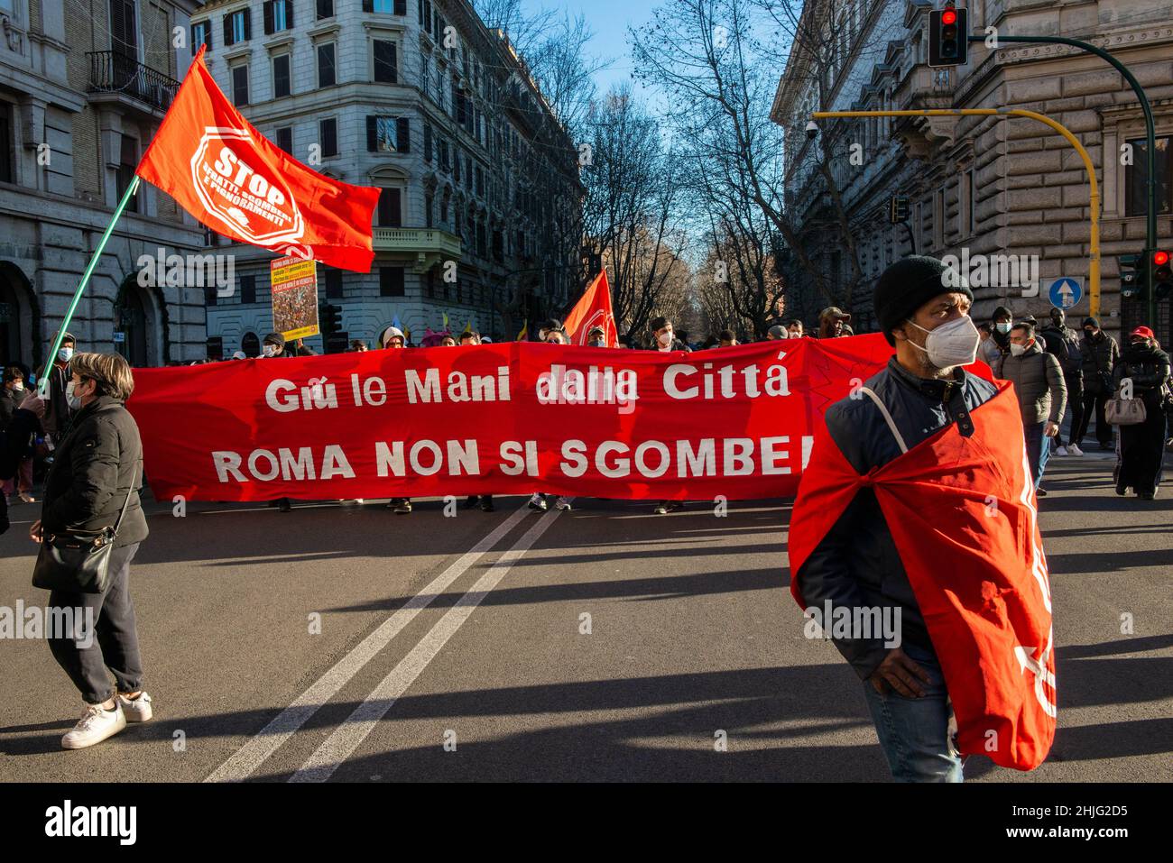 Roma, Italia 29/01/2022: Dimostrazione dei movimenti per il diritto all'alloggio. © Andrea Sabbadini Foto Stock