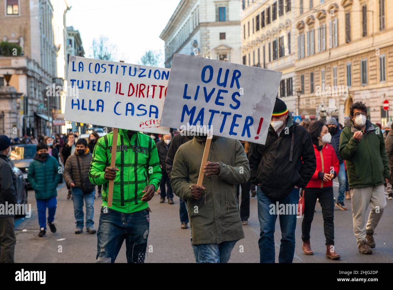 Roma, Italia 29/01/2022: Dimostrazione dei movimenti per il diritto all'alloggio. © Andrea Sabbadini Foto Stock