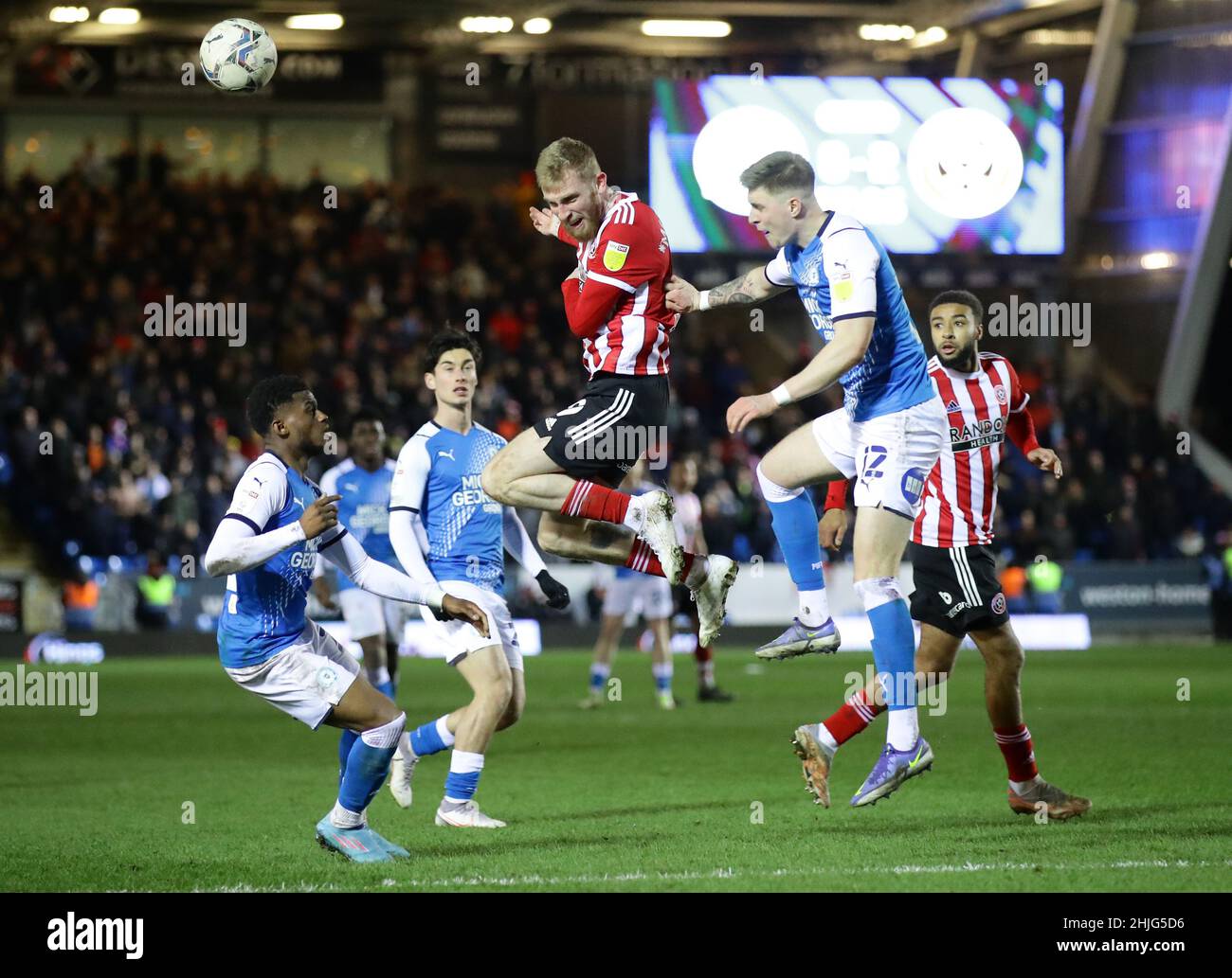 Peterborough, Inghilterra, 29th gennaio 2022. Oli McBurnie di Sheffield Utd si dirige verso il traguardo durante la partita del campionato Sky Bet a London Road, Peterborough. Il credito d'immagine dovrebbe leggere: David Klein / Sportimage Credit: Sportimage/Alamy Live News Foto Stock