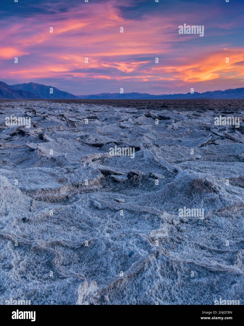 Crepuscolo, Salt Creek, Devils Golf Course, il Parco Nazionale della Valle della Morte, California Foto Stock