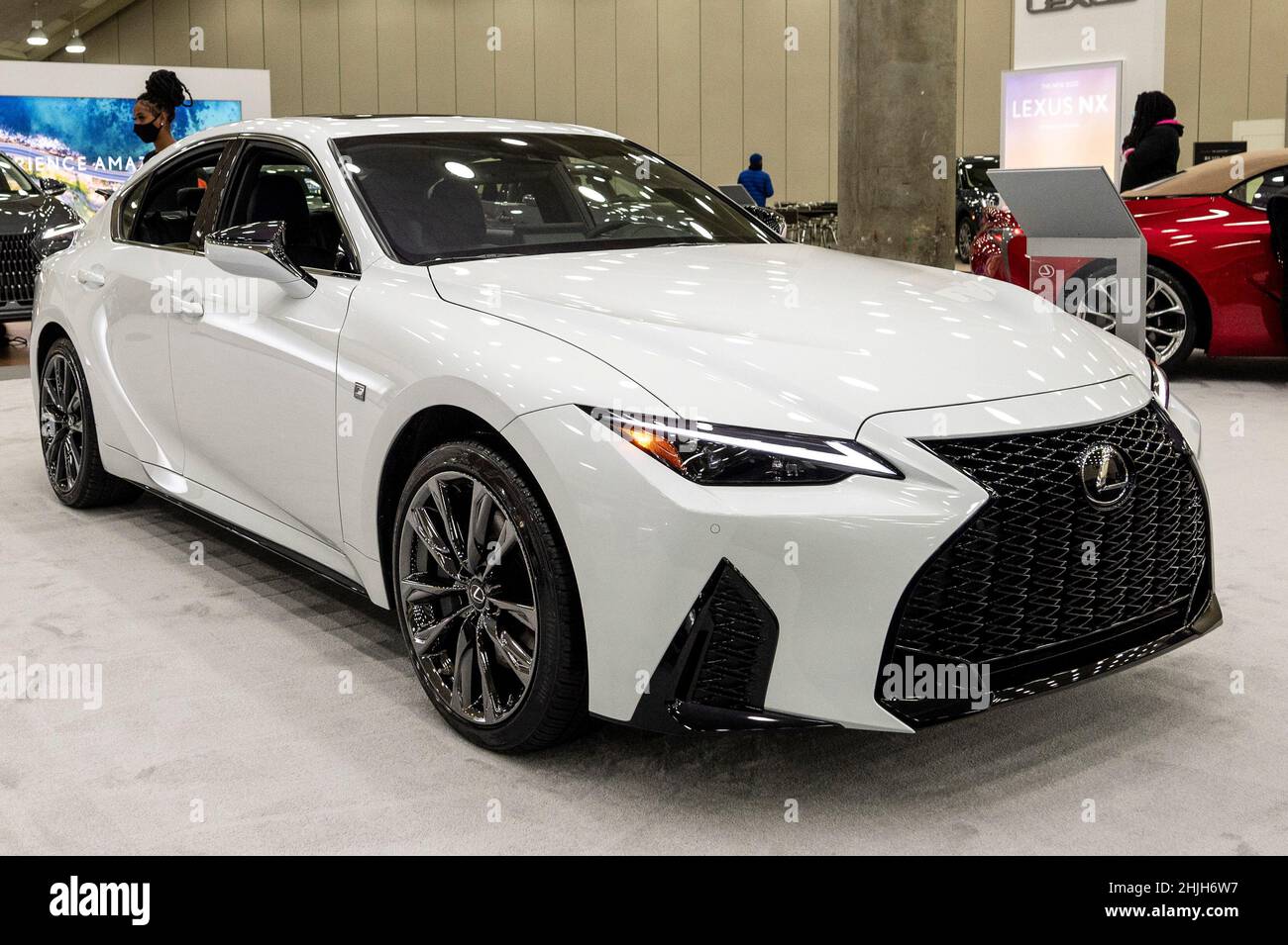 Baltimora, MD, USA. 28th Jan 2022. 28 gennaio 2022 - Baltimora, MD, Stati Uniti: A 2022 Lexus È 350 al Maryland Auto Show. (Credit Image: © Michael Brochstein/ZUMA Press Wire) Foto Stock