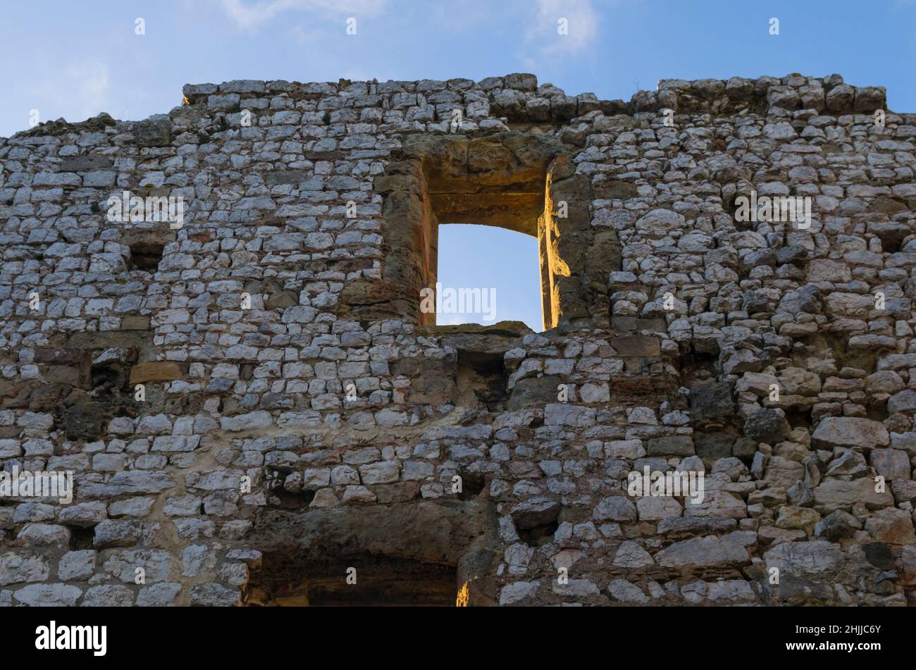 Castello medievale di Crussol, granges Guilherang vicino Valence, Valle del Rodano, Ardeche, Rodano Alpi, Francia, Europa Foto Stock