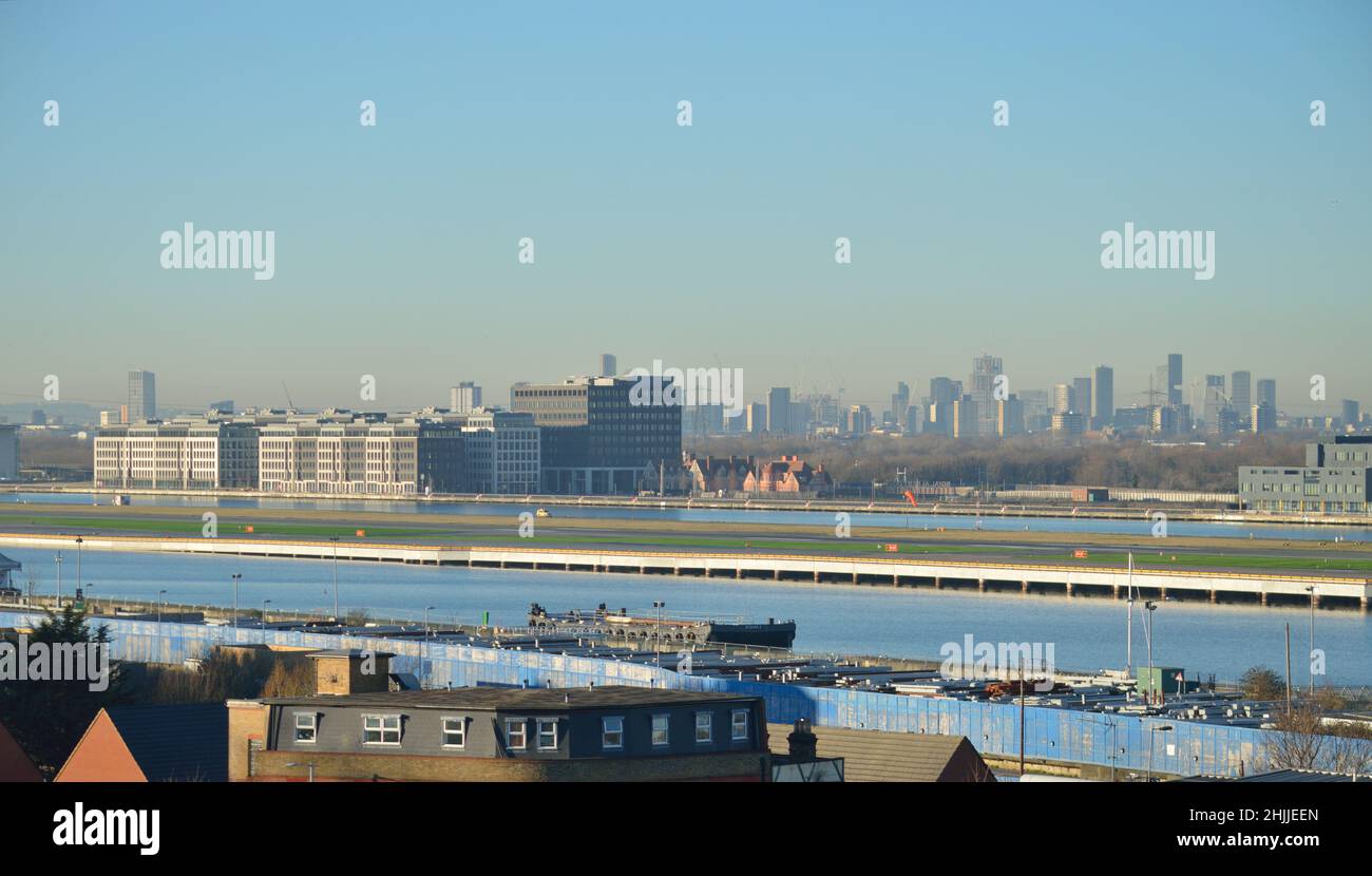 Sviluppo di uffici presso il Royal Albert Dock di Newham, Londra Foto Stock