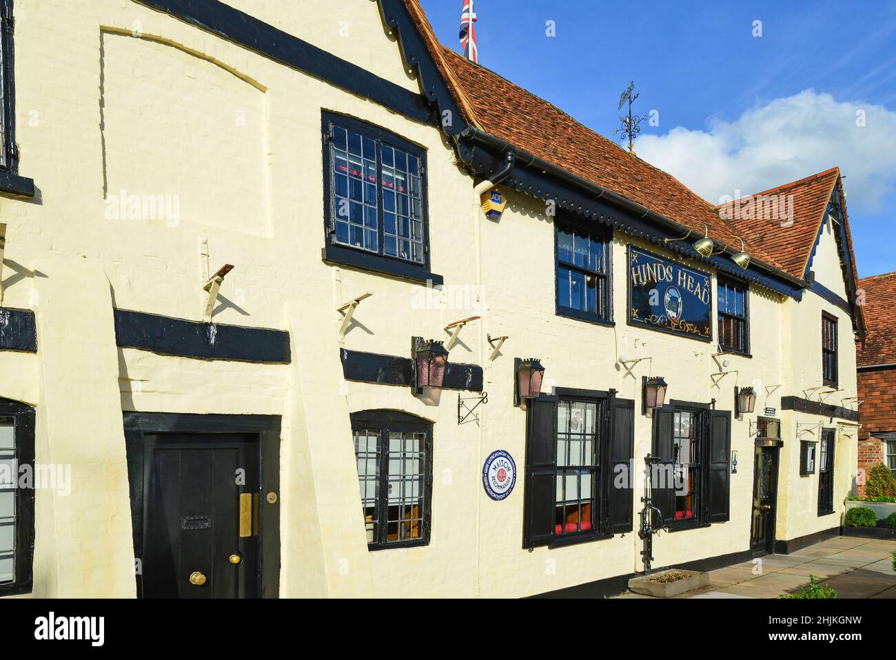 Xv secolo "le cerve testa' pub e ristorante, High Street, Bray, Berkshire, Inghilterra, Regno Unito Foto Stock