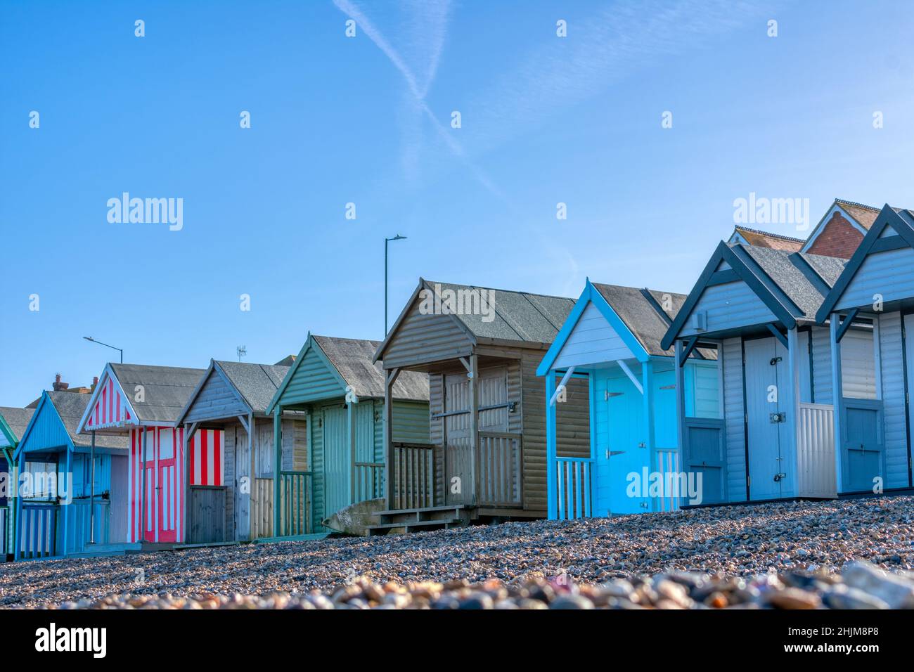 Capanne Sulla Spiaggia Tradizionali Inglesi Immagini E Fotografie Stock capanne-sulla-spiaggia-tradizionali-inglesi-immagini-e-fotografie-stock