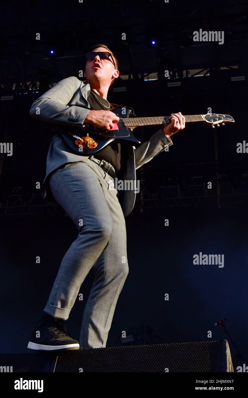 05 settembre 2021 - BottleRock Festival, Napa, California - Cage il chitarrista degli Elefanti Brad Shultz sul palco Foto Stock