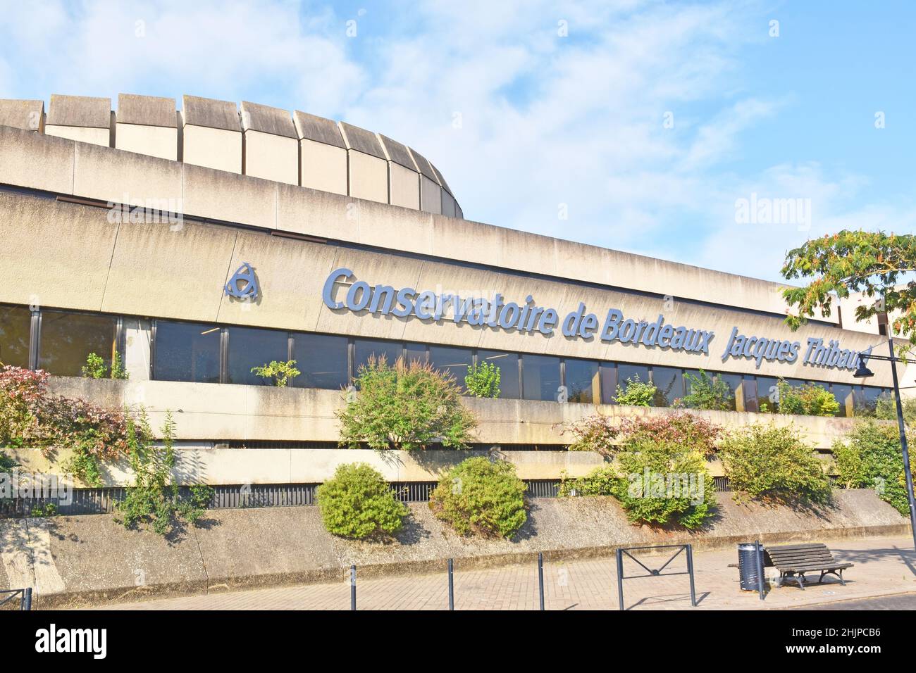 Il Conservatorio Jacques Thibaud di Bordeaux offre un'istruzione superiore  in musica, danza e teatro, una delle scuole più importanti in Francia Foto  stock - Alamy