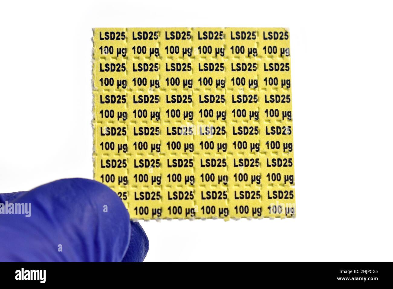 Acido TRIPS, carta per blotting impregnata con il farmaco L.S.D. Foto Stock