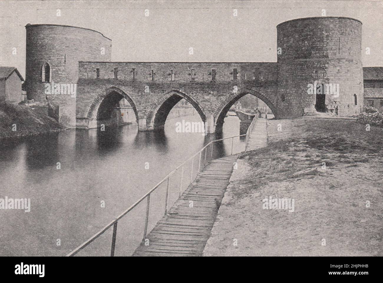 Pittoresco Pont des Trous, residuo del Medioevo. Belgio (1923) Foto Stock