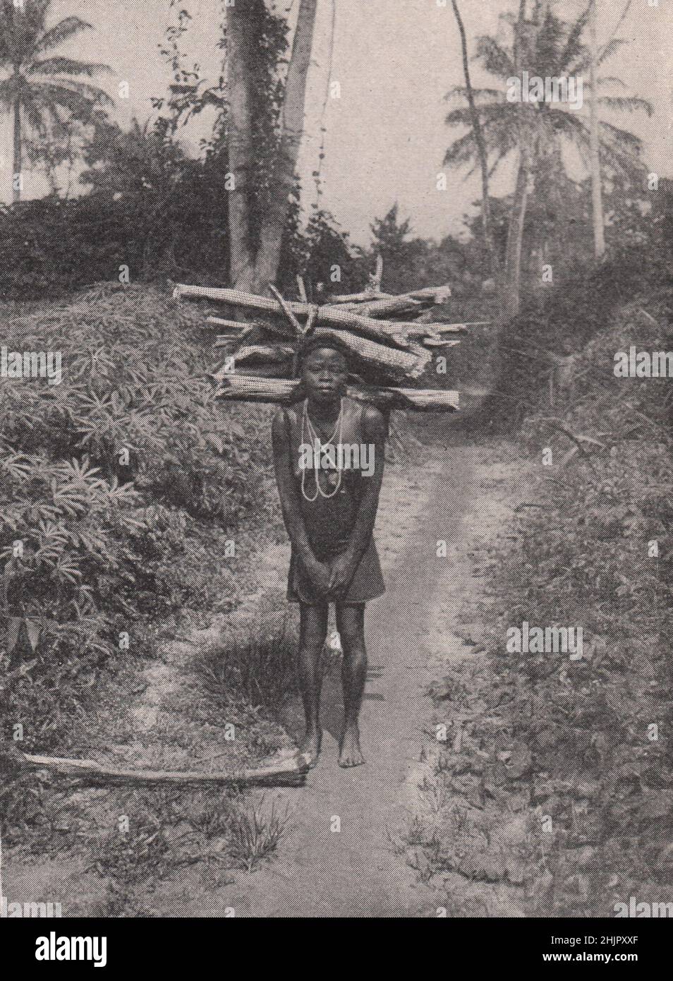 Lavoro della donna in Congo (1923) Foto Stock