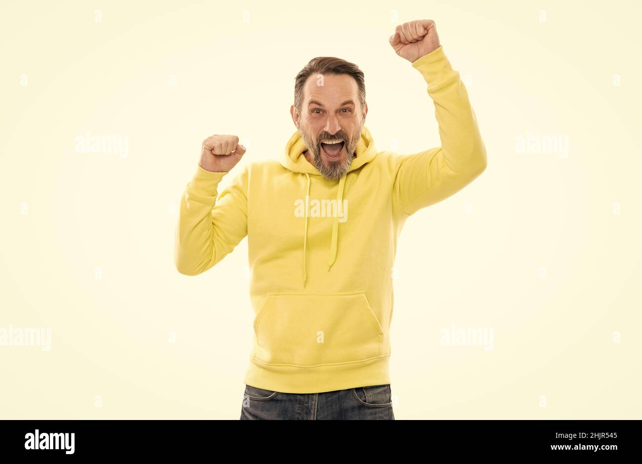 sono così felice. emozioni umane. uomo felice maturo con barba. ragazzo anziano che celebra il successo Foto Stock