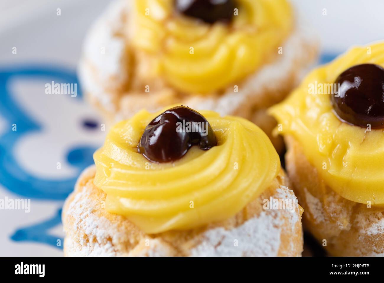 Pasta fatta in casa zeppole dal sud Italia Foto Stock