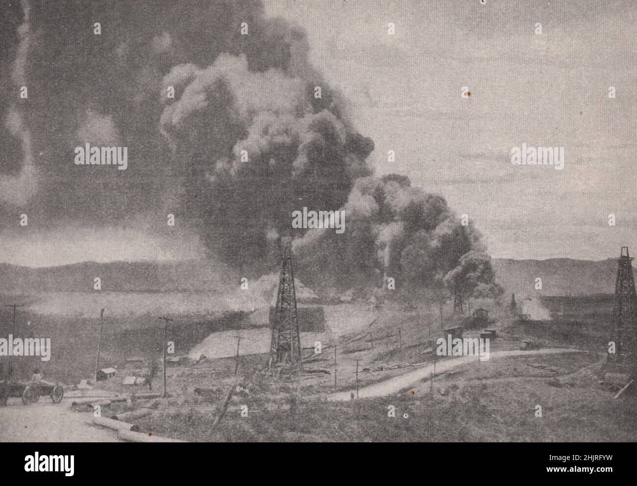 Incendi sui giacimenti petroliferi di Amatlan nello stato di vera Cruz. Messico (1923) Foto Stock