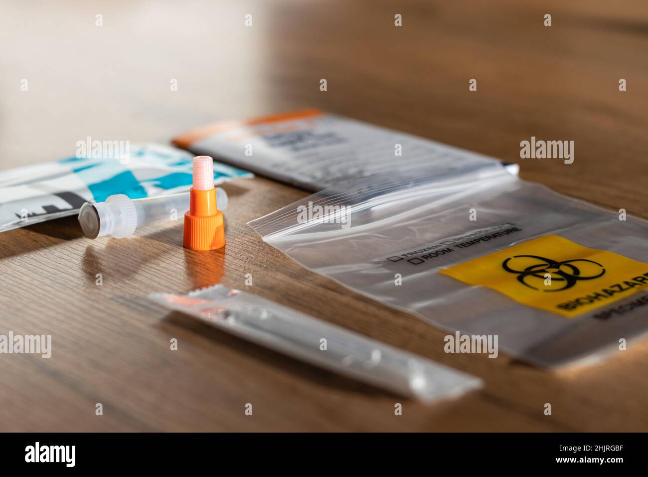 Test rapido Covid-19 per uso domestico. Foto Stock