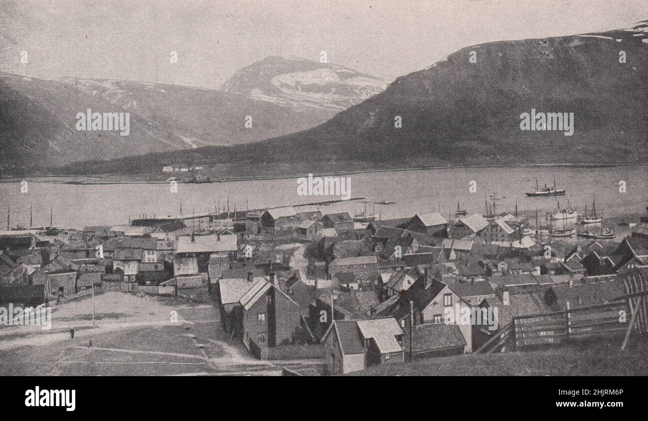 Città di Tromsö situata all'interno del cerchio artico sull'isola omonima. Norvegia (1923) Foto Stock