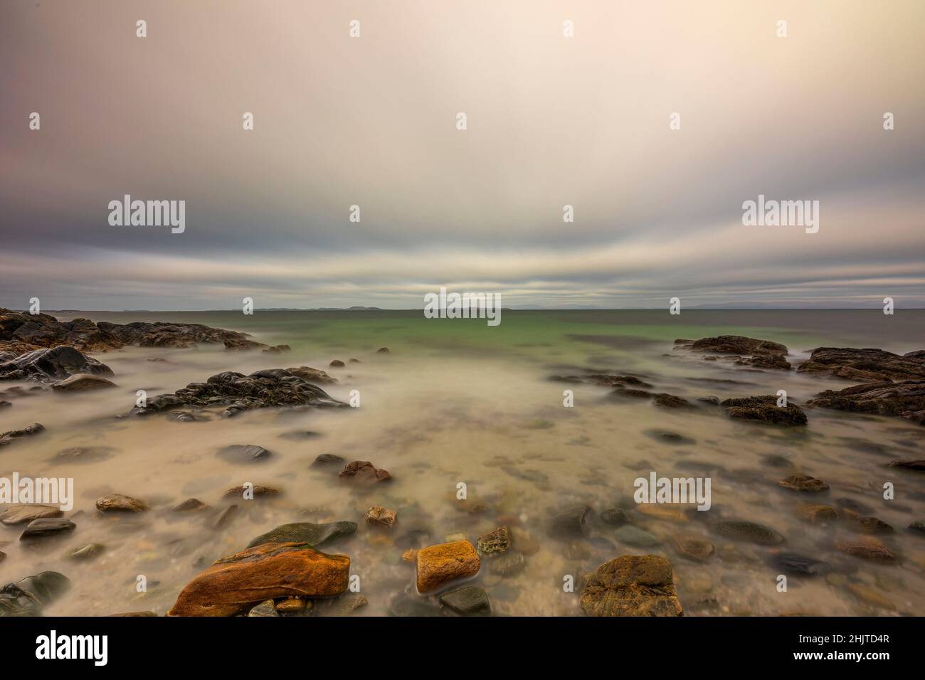 Pietre in acqua. Foto Stock