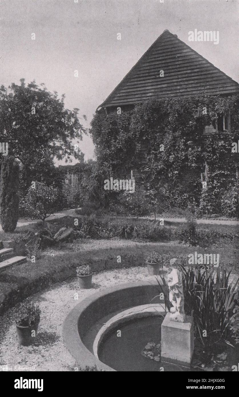 Il giardino all'italiana. Hampshire. Rosebank, Silchester Common. - Disegnato da Mervyn E. Macartney (1922) Foto Stock