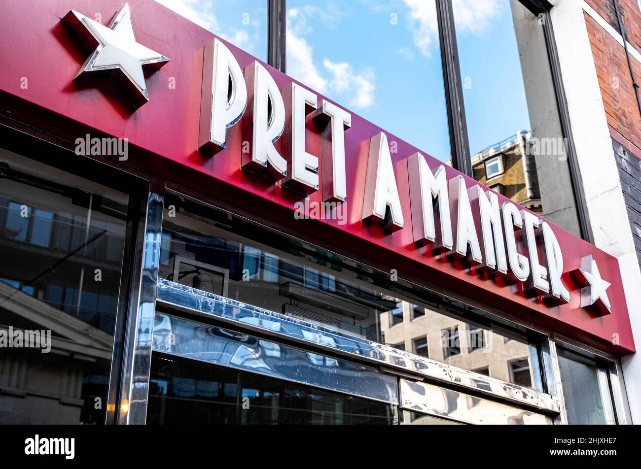 London England UK, 29 gennaio 2022, Shop Front Sign on Pret A Manger Coffee Shop Bankside London with No People Foto Stock