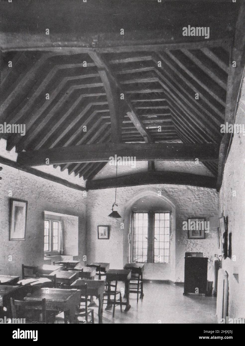 Kings Langley Priory, Herts - la School-Room. Hertfordshire. Barry Parker & Raymond Unwin, Architetti (1908) Foto Stock
