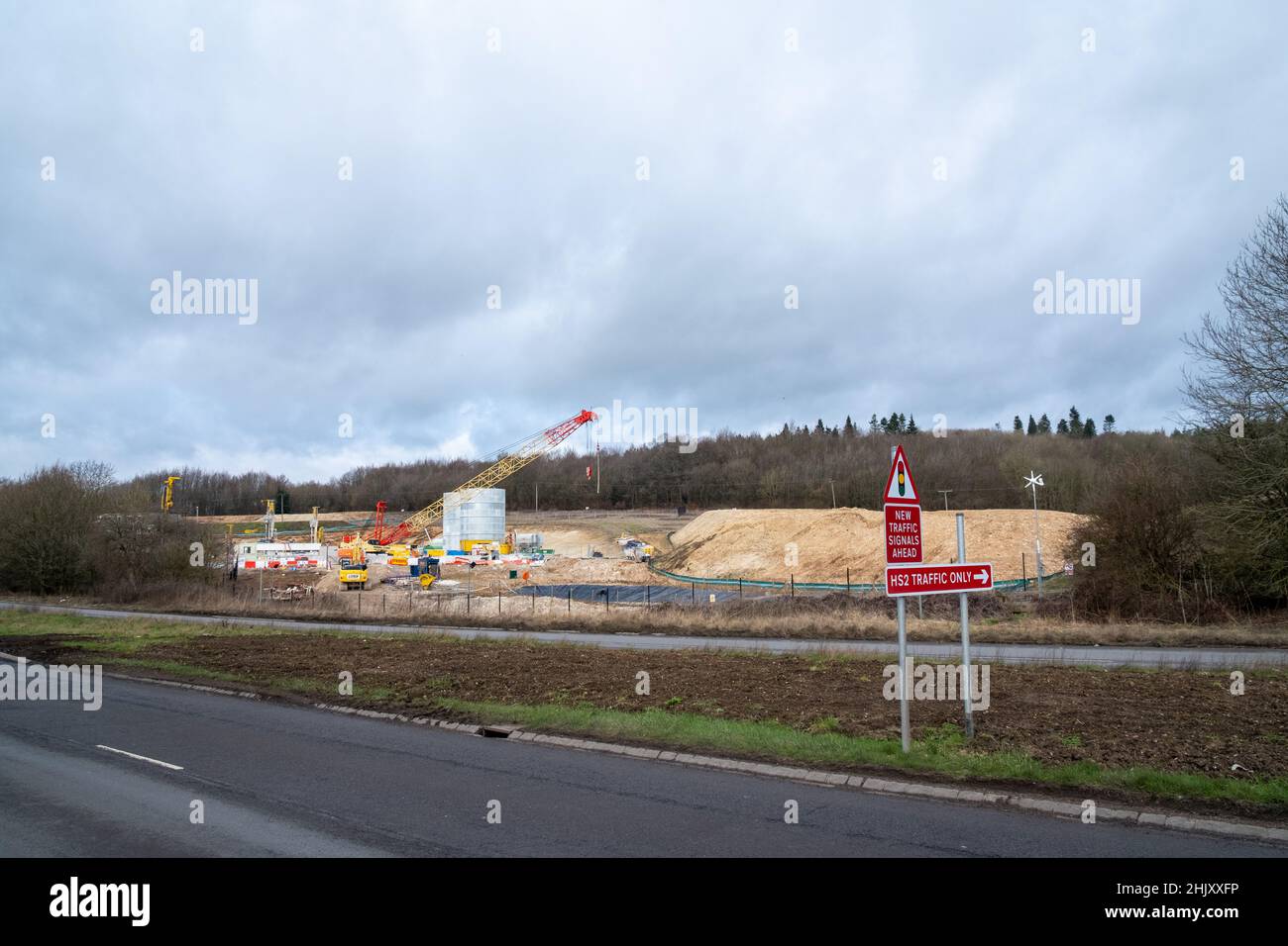 HS2 impianti a Little Missenden, Buckinghamshire, adiacente al A413. HS2/Align sta costruendo un'asta di sfiato per accedere al tunnel sotto i Chilterns Foto Stock