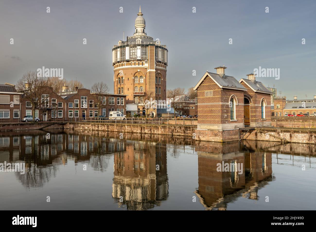 La storica torre d'acqua ( Watertoren) De Esch, nel quartiere Kralingen, Rotterdam, Paesi Bassi Foto Stock