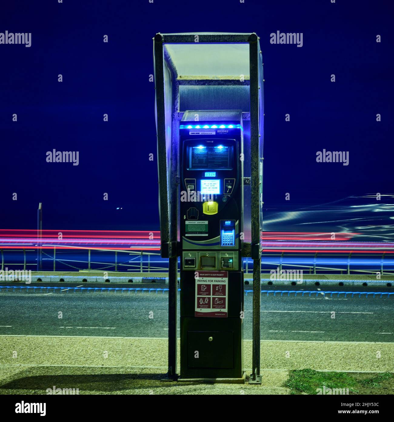 Parcheggio a pagamento su strada per una notte Foto Stock