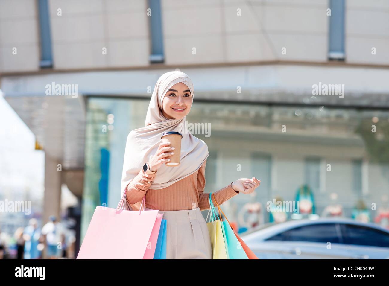 Acquistare Abiti Arabi Donna Immagini e Fotos Stock - Alamy