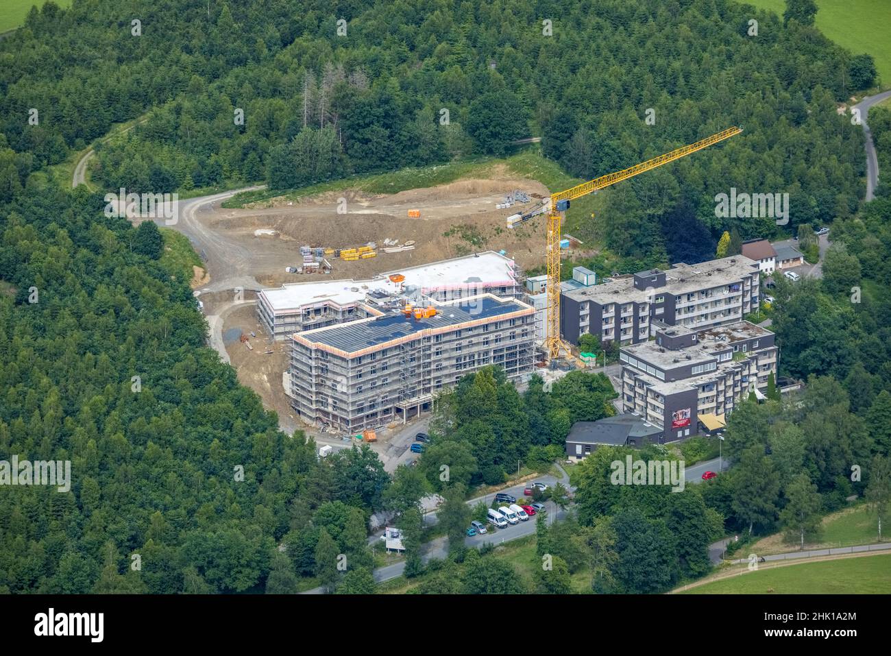 Fotografia aerea, cantiere St. Josefsheim, nuovo edificio Caritas Centre Wenden, Wenden, Sauerland, Renania settentrionale-Vestfalia, Germania, vecchio peopl Foto Stock