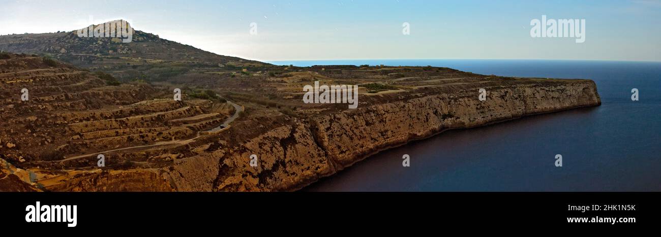 Scogliere di Fomm ir-Rih a Malta Foto Stock