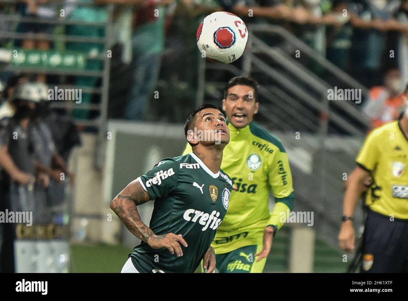 San Paolo, San Paolo, Brasile. 1st Feb 2022. (INT) Paulista Soccer Championship 2022: Palmeira e Agua Santa. 1 febbraio 2022, Sao Paulo, Brasile: Dudu, della squadra di Palmeiras, durante la partita di calcio tra Palmeiras e Agua Santa, valida per il round 3rd del 2022 Paulista Soccer Championship, che si tiene presso lo stadio Allianz Parque, a Sao Paulo, martedì (1st). Palmeiras ha vinto la partita 1-0, con un gol segnato da Dudu. Credit: Ronaldo Barretto/TheNews2 (Credit Image: © Ronaldo Barretto/TheNEWS2 via ZUMA Press Wire) Foto Stock