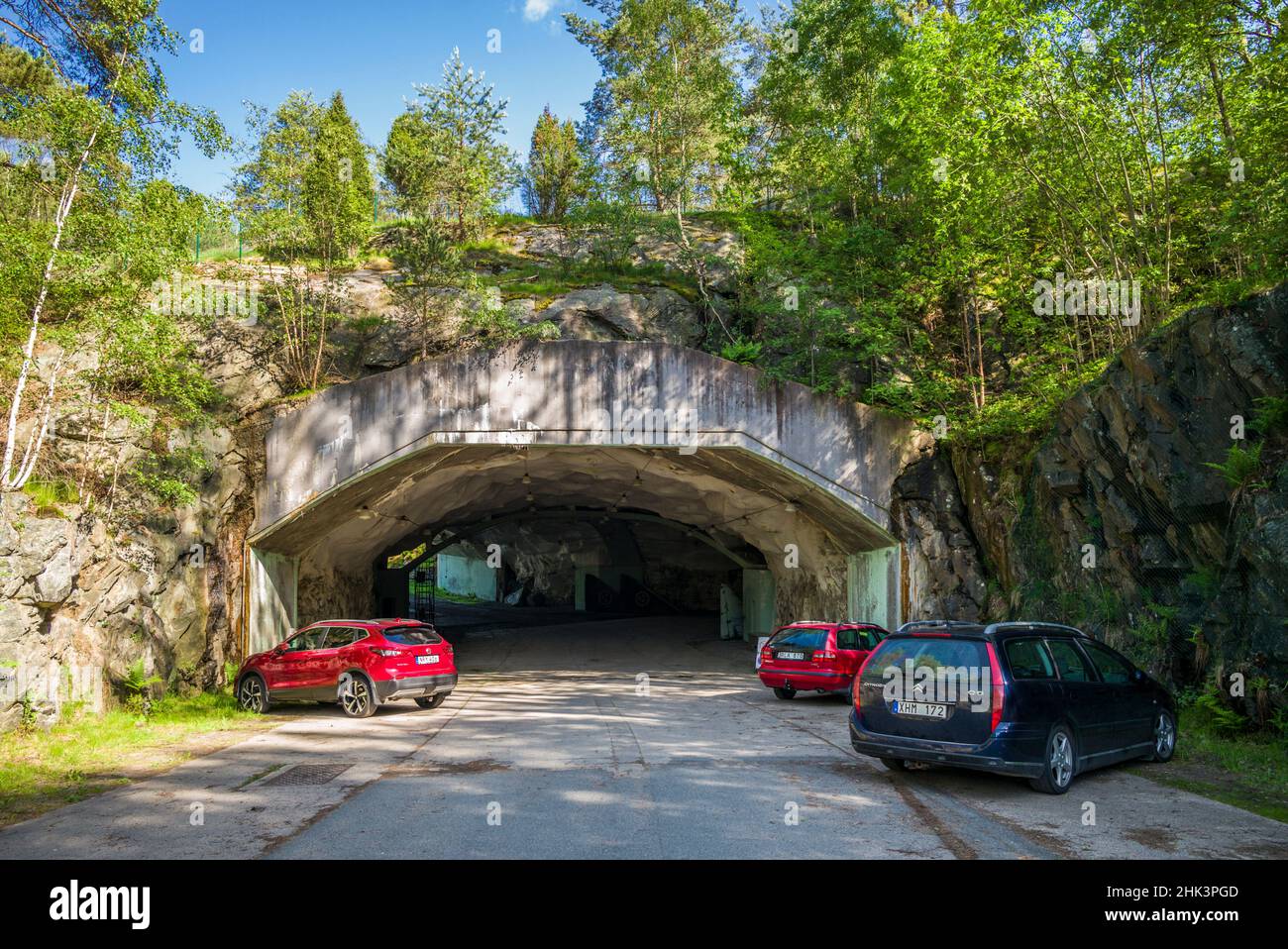 Svezia, Vastragotland e Bohuslan, Goteborg, l'Aeroseum, ex base di caccia a getto sotterranea costruita durante la Guerra fredda sotto la roccia, ingresso Foto Stock