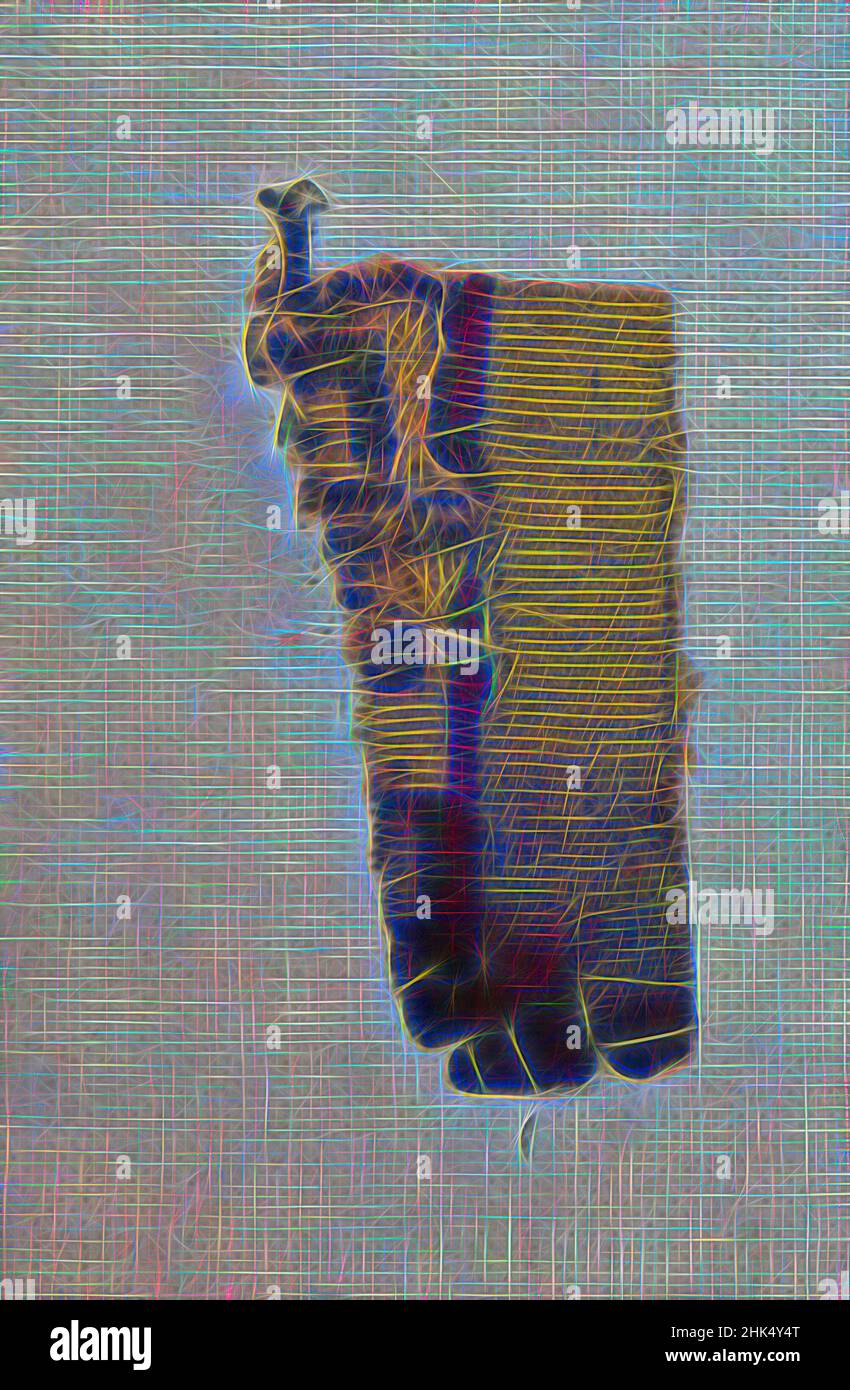 Ispirato da frammento tessile, indeterminato, Inca/Moquegua, cotone, fibra camelide, 1 3/16 x 2 3/8 pollici, 3 x 6 cm, reinventato da Artotop. L'arte classica reinventata con un tocco moderno. Design di calda e allegra luminosità e di raggi di luce. La fotografia si ispira al surrealismo e al futurismo, abbracciando l'energia dinamica della tecnologia moderna, del movimento, della velocità e rivoluzionando la cultura Foto Stock