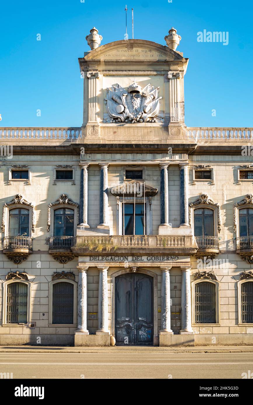 Vista della facciata, la sede della delegazione del governo di Barcellona Foto Stock
