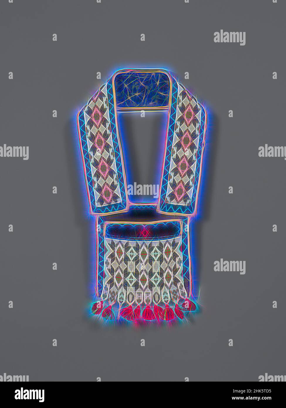 Ispirato da Bandolier Bag, Anishinaabe, o Menominee, c.1880, sfere di vetro, Filati, filati di lana, stoffa di lana, e stoffa di cotone, Wisconsin, Stati Uniti, America settentrionale e centrale, gioielli e accessori personali, tessuti, 25 x 9 1/2 poll. (63,5 x 24,1 cm, riimmaginato da Artotop. L'arte classica reinventata con un tocco moderno. Design di calda e allegra luminosità e di raggi di luce. La fotografia si ispira al surrealismo e al futurismo, abbracciando l'energia dinamica della tecnologia moderna, del movimento, della velocità e rivoluzionando la cultura Foto Stock