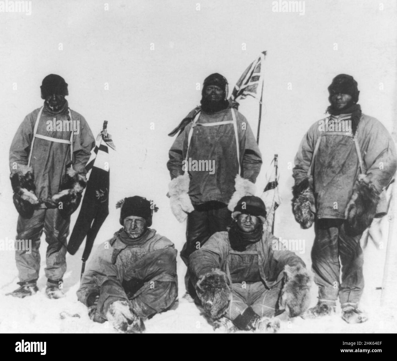 Membri della spedizione Terra Nova al Polo Sud: Robert F. Scott, Lawrence Oates, Henry R. Bowers, Edward A. Wilson, ed Edgar Evans in situ Foto Stock