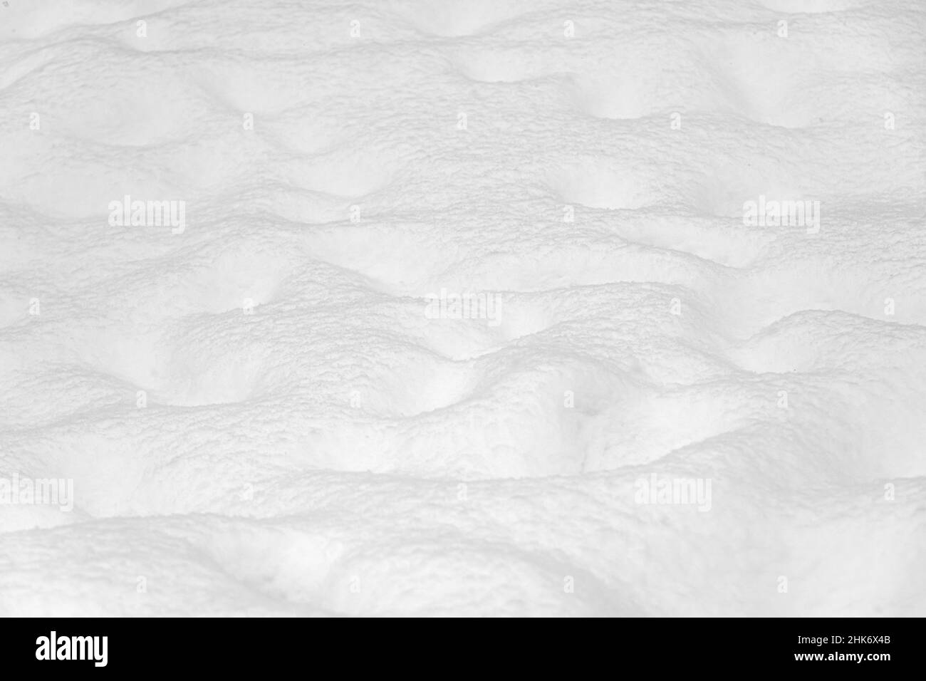 Vista laterale sullo sfondo della neve. Foto Stock