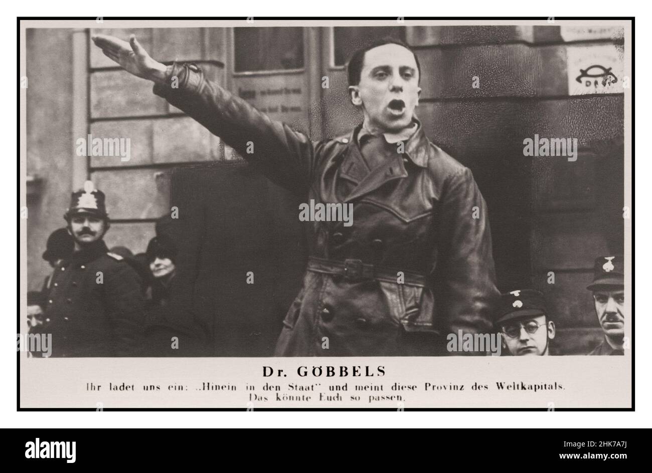 Nel corso di un discorso, 1926 giovani dottor Joseph Goebbels hanno nominato Gaoleiter (leader del partito) della zona di Berlino NSDAP nel 1926, una posizione di notevole influenza. Lì è stato attivamente coinvolto nell'organizzazione e nel provocare la violenza di strada contro gli ebrei e gli oppositori politici. Immagine di Heinrich Hoffmann (1885-1957) Germania nazista Foto Stock