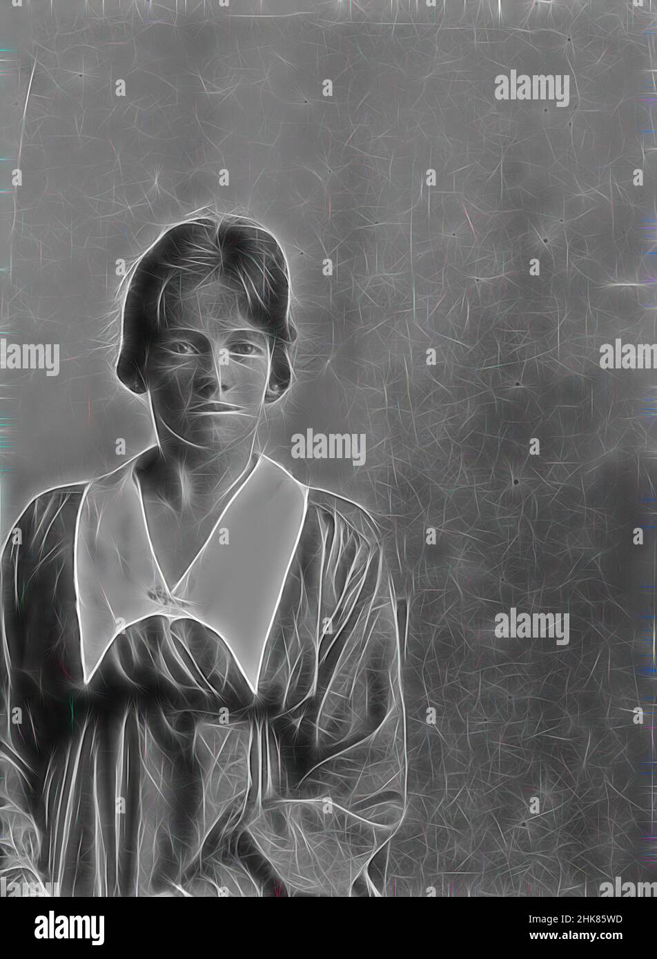 Ispirato a J McKinlay 6 Cab 11 x 8, Berry & Co, circa 1920, Wellington, Reimagined by Artotop. L'arte classica reinventata con un tocco moderno. Design di calda e allegra luminosità e di raggi di luce. La fotografia si ispira al surrealismo e al futurismo, abbracciando l'energia dinamica della tecnologia moderna, del movimento, della velocità e rivoluzionando la cultura Foto Stock