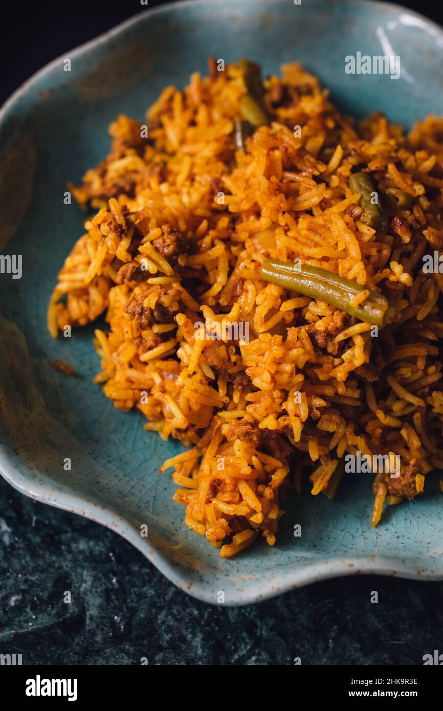 Polo di Lubia piatto di riso persiano con manzo macinato, fagioli verdi, curcuma Foto Stock