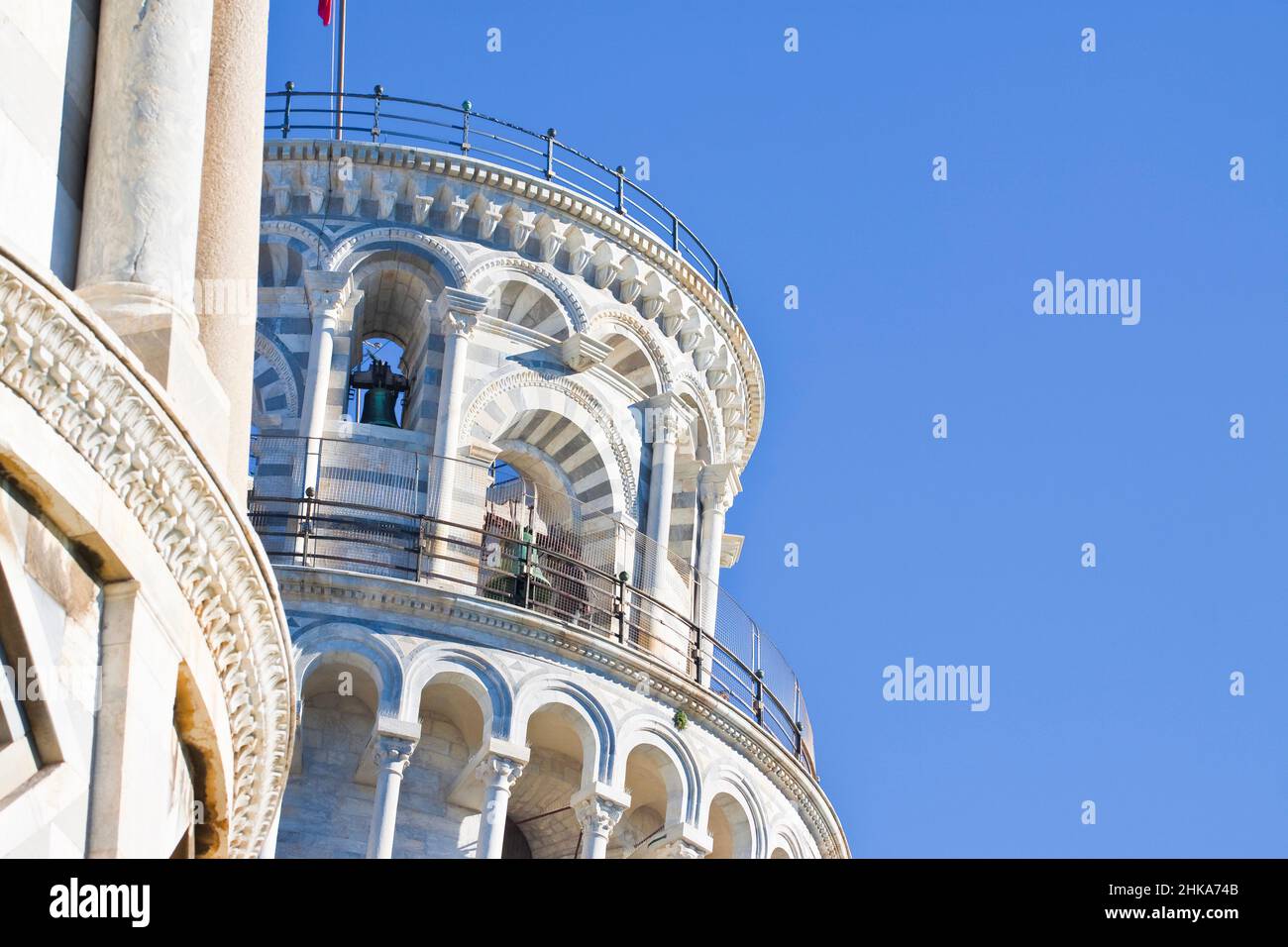 La Torre Pendente completamente restaurata da danni di inquinamento (2013) - immagine con spazio di copia Foto Stock