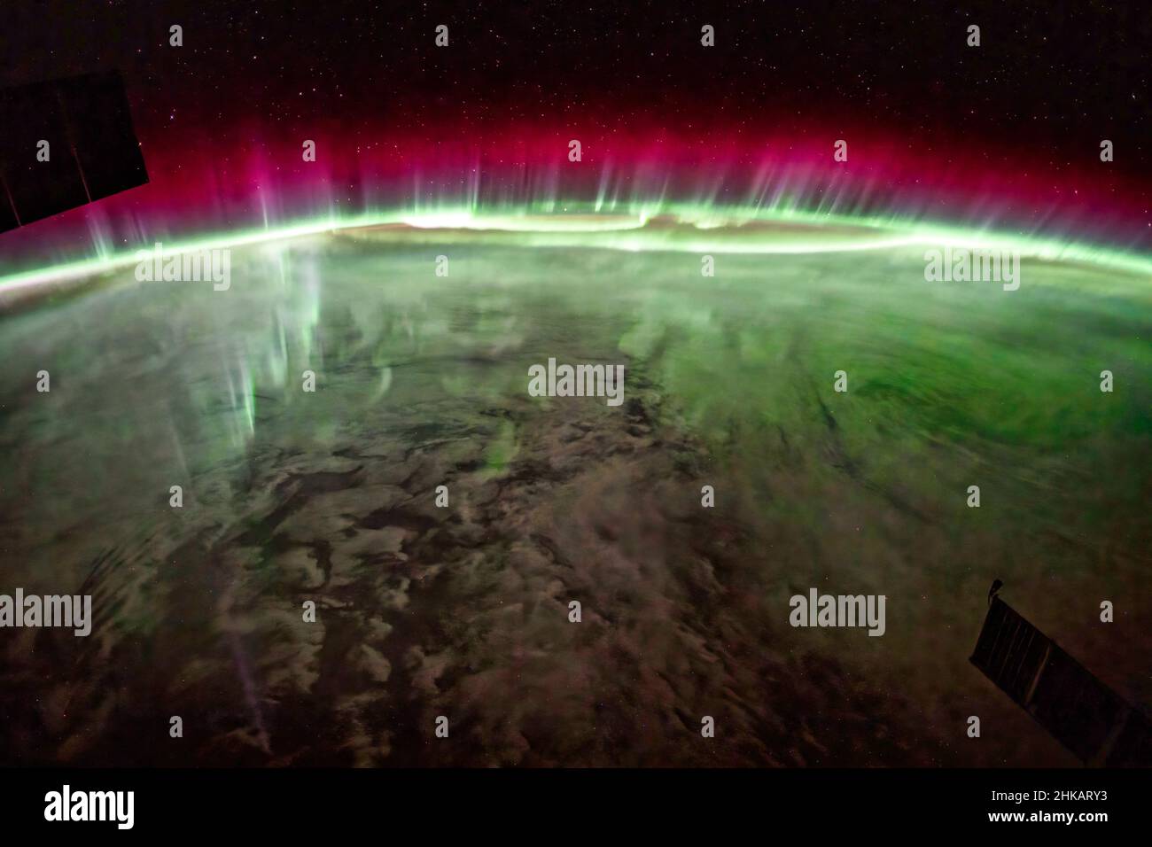 Aurora boreale o aurora boreale. Miglioramento digitale di un'immagine da parte della NASA Foto Stock