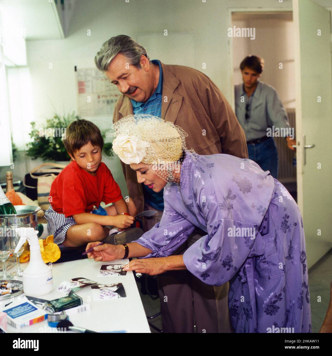 Anton, wohin?, Fernsehserie, Deutschland 1986 - 1988, Folge 5, Darsteller: Chrstian Polito, Willy Harlander, Hannelore Elsner Foto Stock